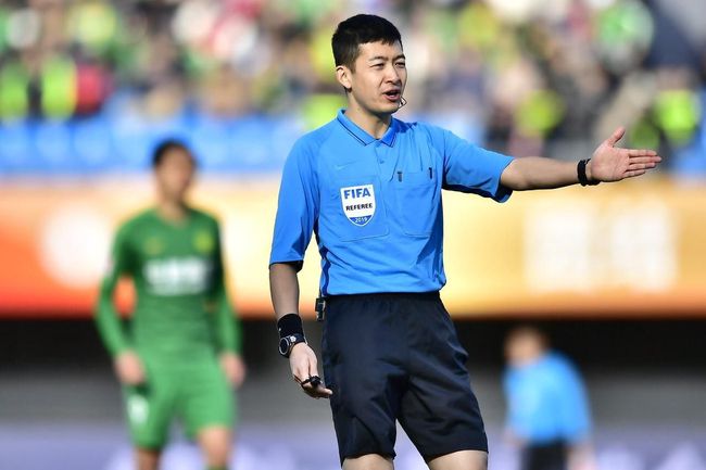 今日焦点战预告21:00 英超狼队 VS 切尔西，切尔西能否客场凯旋？事件英超主帅下课指数：滕哈赫继续领跑 孔帕尼第二曼联0-2不敌西汉姆，滕哈赫下课指数继续下降，仍是下课最大热门。